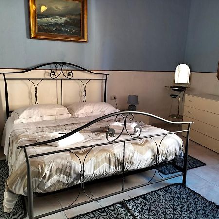 Casa Vacanze Antonella Oristano Eksteriør billede